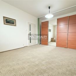 REZERVOVANÉ - Predaj, jednoizbový byt Partizánske - EXKLUZÍVNE HALO REALITY