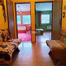 Predaj, trojizbový byt Švedlár