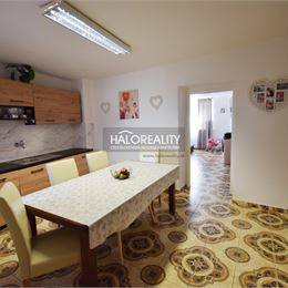 REZERVOVANÉ - Predaj, rodinný dom Skačany - EXKLUZÍVNE HALO REALITY