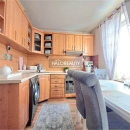 Predaj, dvojizbový byt Handlová, 29. augusta - EXKLUZÍVNE HALO REALITY