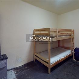 REZERVOVANÉ - Predaj, rodinný dom Ružomberok, Hrboltová, vhodný ako víkendová chalupa - EXKLUZÍVNE HALO