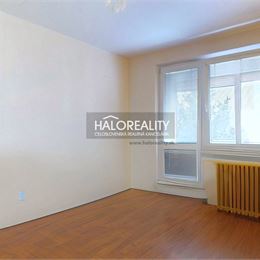 REZERVOVANÉ - Predaj, trojizbový byt Poltár - EXKLUZÍVNE HALO REALITY
