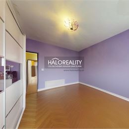 REZERVOVANÉ - Predaj, trojizbový byt Poltár - EXKLUZÍVNE HALO REALITY