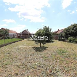 Predaj, rodinný dom Dvory nad Žitavou, štvorizbový, pôvodný stav - EXKLUZÍVNE HALO REALITY + VIDEOOBHLIADKA