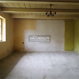 Predaj, rodinný dom Veľké Lovce, nutná kompletná rekonštrukcia - EXKLUZÍVNE HALO REALITY