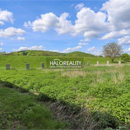 REZERVOVANÉ - Predaj, pozemok pre rodinný dom 676 m² Beluša - EXKLUZÍVNE HALO REALITY