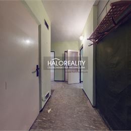 Predaj, trojizbový byt Tisovec - ZNÍŽENÁ CENA - EXKLUZÍVNE HALO REALITY