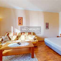 REZERVOVANÉ - Predaj, jednoizbový byt Kokava nad Rimavicou - EXKLUZÍVNE HALO REALITY