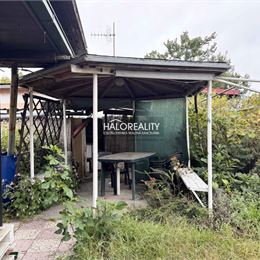 Predaj, záhradný pozemok 404 m² Komárno, Čerhát, s chatkou pri komárňanskom kanáli - EXKLUZÍVNE HALO REALITY