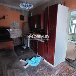 REZERVOVANÉ - Predaj, rodinný dom Poproč - EXKLUZÍVNE HALO REALITY