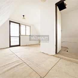 Predaj, chata Kamenný Most, s vinicou, vzdialená necelých 5 km od Štúrova - EXKLUZÍVNE HALO REALITY