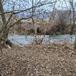 Predaj, záhradný pozemok 209 m² Liešťany, v tichom prostredí pri potoku s elektrinou