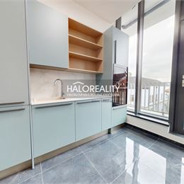 Prenájom, kancelársky priestor Rimavská Sobota, 94m² - Bélu Bartóka - 2x Parkovanie - Terasa 72 m² -