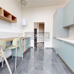 Prenájom, kancelársky priestor Rimavská Sobota, 94m² - Bélu Bartóka - 2x Parkovanie - Terasa 72 m² -