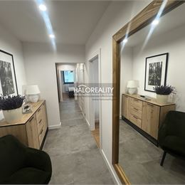 Prenájom, trojizbový byt Poprad, Letná