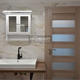 Prenájom, rodinný dom Nová Baňa - NOVOSTAVBA - EXKLUZÍVNE HALO REALITY