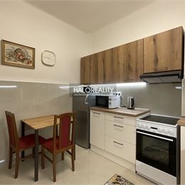 Prenájom, trojizbový byt Banská Bystrica, Centrum