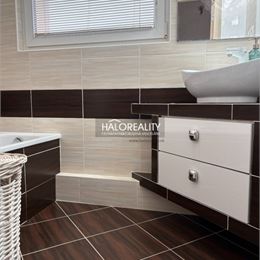 Prenájom, trojizbový byt Trnava, Zátvor