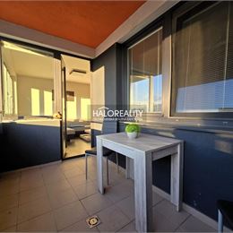 Prenájom, dvojizbový byt Trnava, Arbória, 2 parkovacie státia