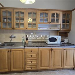 Prenájom, trojizbový byt Levice, Rybníky V