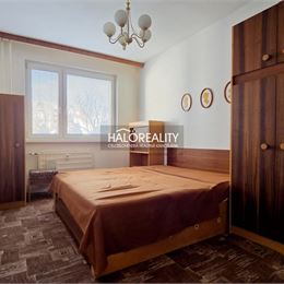 Prenájom, trojizbový byt Levice, Rybníky V