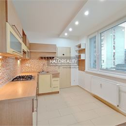 Prenájom, trojizbový byt Dunajská Streda, Nová Ves