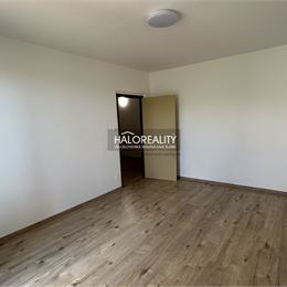 Prenájom, trojizbový byt Prievidza, Sídlisko Kopanice