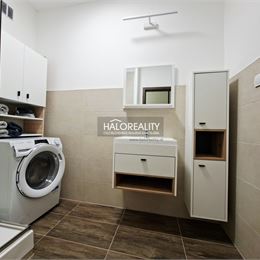 Prenájom, dvojizbový byt Spišská Nová Ves, Staré Mesto, Gorazdova - EXKLUZÍVNE HALO REALITY