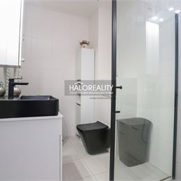 Prenájom, dvojizbový byt Považská Bystrica, Lánska - EXKLUZÍVNE HALO REALITY