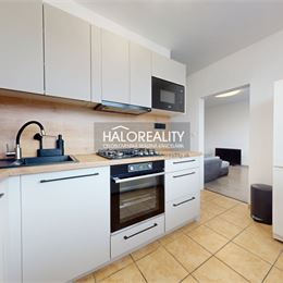 Prenájom, trojizbový byt Hnúšťa, Klokočova - EXKLUZÍVNE HALO REALITY