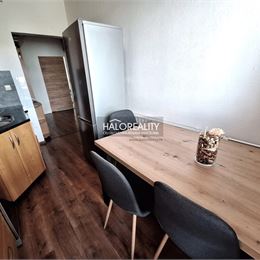 Prenájom, dvojizbový byt Prievidza, Necpaly - Prievidza III - EXKLUZÍVNE HALO REALITY