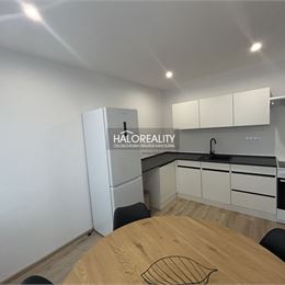 Prenájom, jednoizbový byt Prievidza, Sídlisko Necpaly