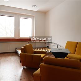 Prenájom, jednoizbový byt Nové Zámky, priamo v centre mesta