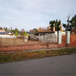 Predaj, pozemok pre rodinný dom 824 m² Váhovce - ZNÍŽENÁ CENA - EXKLUZÍVNE HALO REALITY