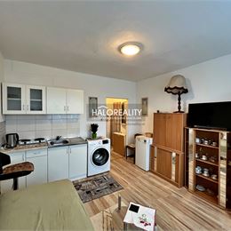 Prenájom, garsónka Levice, po rozsiahlej rekonštrukcii