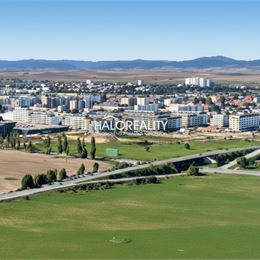 Predaj, pozemok 9208 m² Trnava, - INVESTIČNÁ PONUKA - EXKLUZÍVNE HALO REALITY