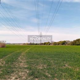 Predaj, záhradný pozemok 5755 m² Bratislava Lamač, pri Bory Mall, územie občianskej vybavenosti - ZNÍŽENÁ