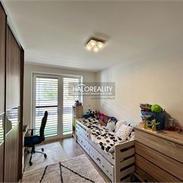 Predaj, trojizbový byt Prievidza, s parkovacím miestom - NOVOSTAVBA - EXKLUZÍVNE HALO REALITY