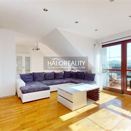 Predaj, štvorizbový byt Spišská Nová Ves, Banícka, podkrovný - EXKLUZÍVNE HALO REALITY