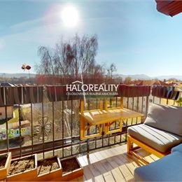 Predaj, štvorizbový byt Spišská Nová Ves, Banícka, podkrovný - EXKLUZÍVNE HALO REALITY