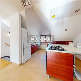 Predaj, štvorizbový byt Spišská Nová Ves, Banícka, podkrovný - EXKLUZÍVNE HALO REALITY