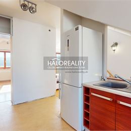 Predaj, štvorizbový byt Spišská Nová Ves, Banícka, podkrovný - EXKLUZÍVNE HALO REALITY