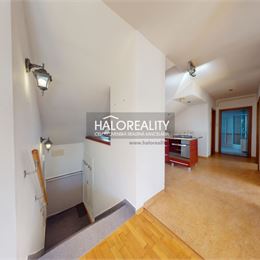 Predaj, štvorizbový byt Spišská Nová Ves, Banícka, podkrovný - EXKLUZÍVNE HALO REALITY