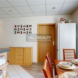 Predaj, trojizbový byt Banská Bystrica, Sásová