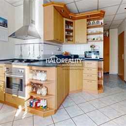 Predaj, trojizbový byt Banská Bystrica, Sásová