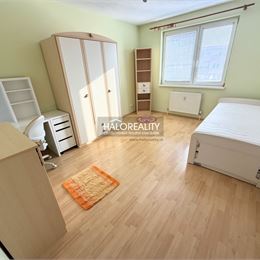 Predaj, trojizbový byt Senec