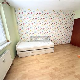 Predaj, trojizbový byt Senec