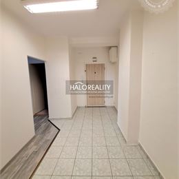 Predaj, trojizbový byt Žiar nad Hronom, Námestie Matice Slovenskej - EXKLUZÍVNE HALO REALITY