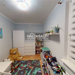 Predaj, trojizbový byt Liptovský Mikuláš, Podbreziny, Opavská - EXKLUZÍVNE HALO REALITY