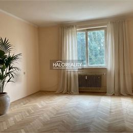 Predaj, trojizbový byt Banská Bystrica, Uhlisko